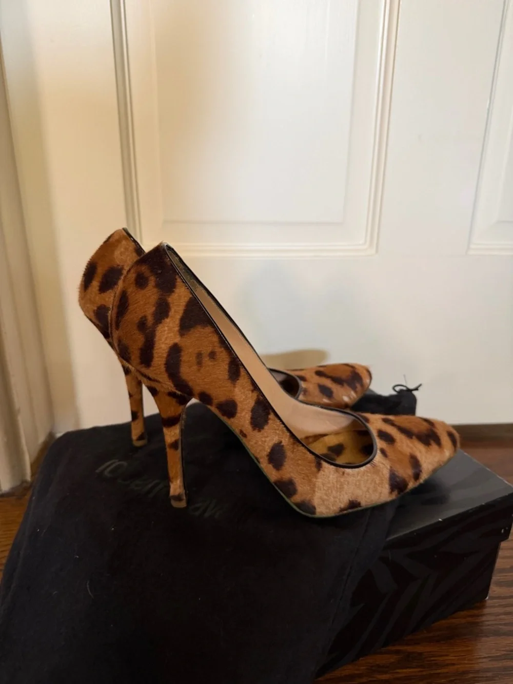 Roberto Cavalli leopard pumps size 39 1/2